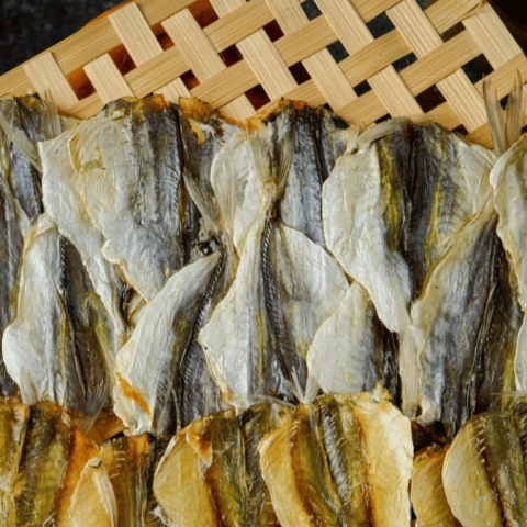 Khô cá chỉ vàng