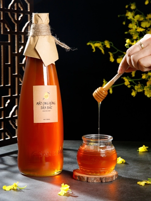 Mật ong nuôi Tây Bắc